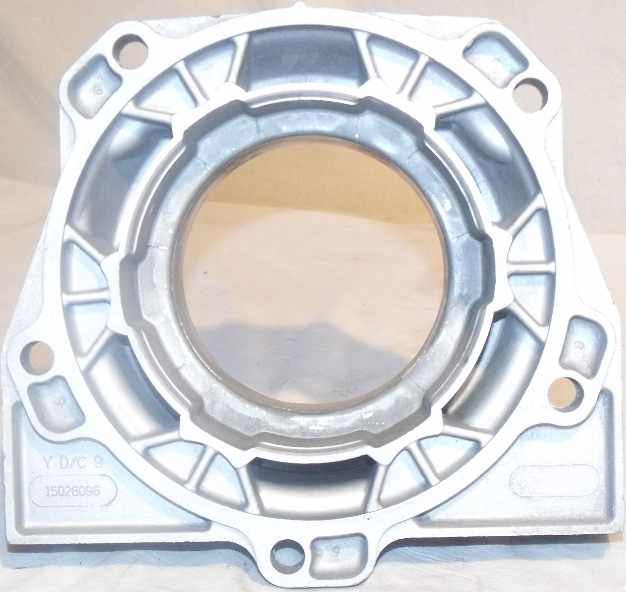 Extension Housing, 4X4, 4'' Seal, 15028096, 4L60E