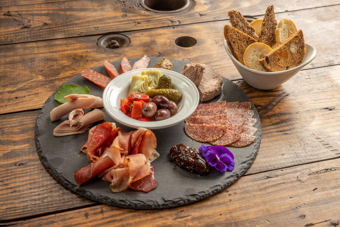 Creating the Perfect Charcuterie Board: A Guide to Balance and Layout