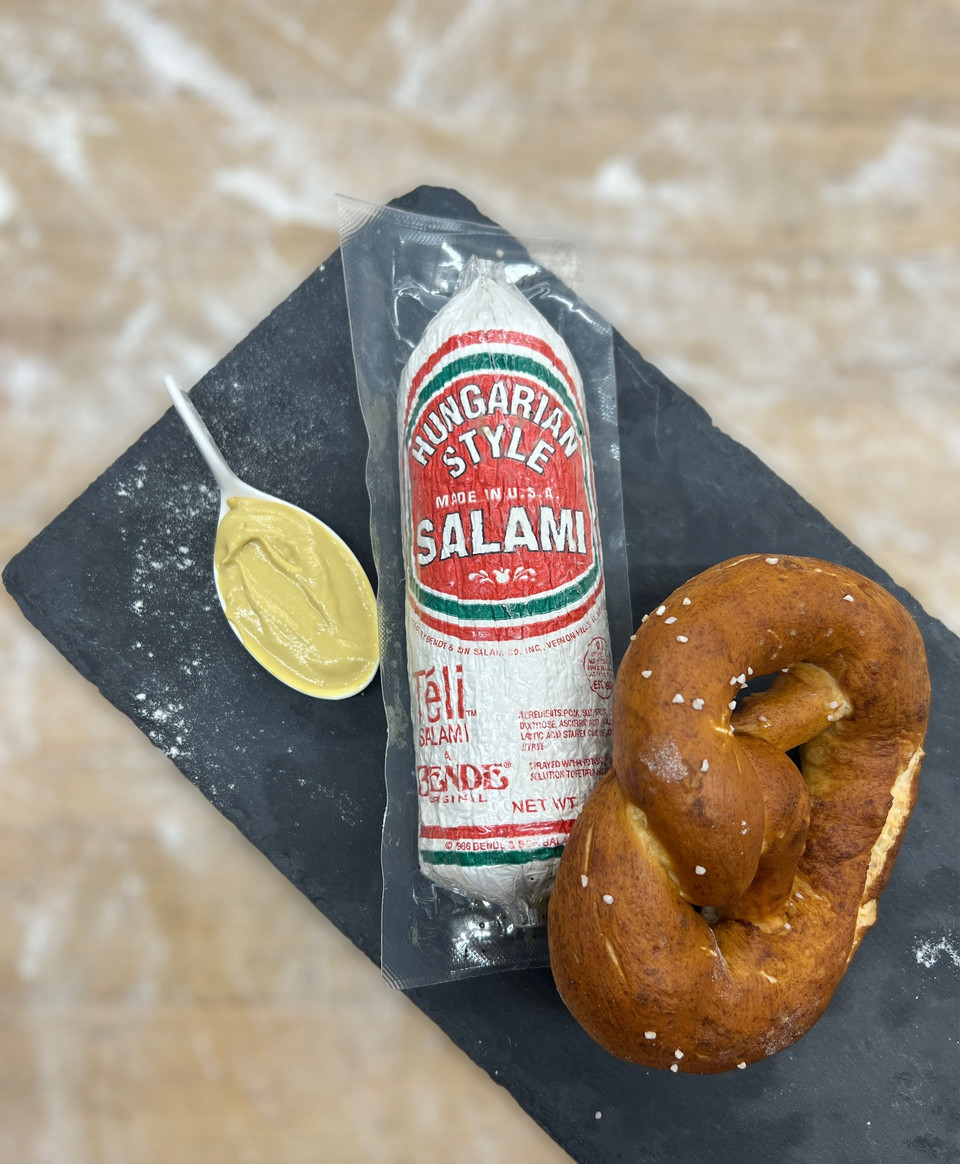 Bende Hungarian Style Salami Téli (1lb)