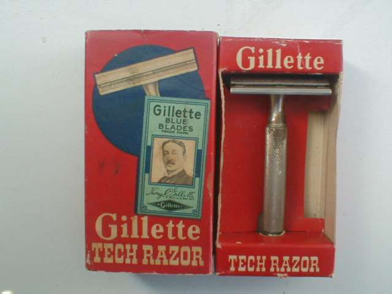 Vintage Gillette Tech Razor With Original Box Antique Mystique