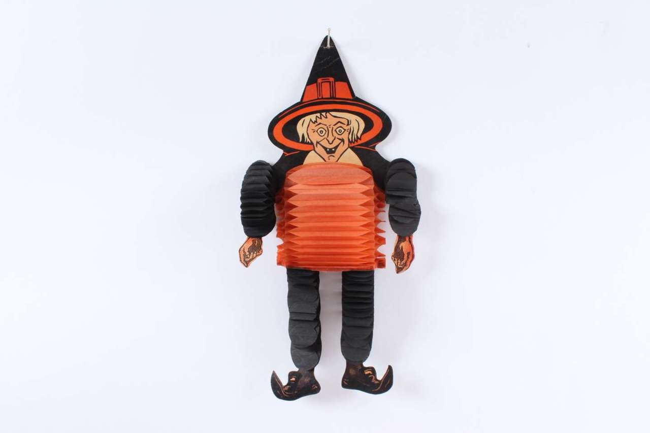 Vintage Dancing Witch Halloween Die Cute Crepe Paper Decoration