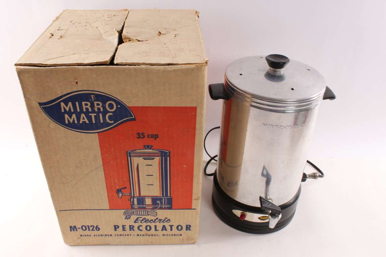 Vintage WEST BEND Aluminum 36 Cup Automatic Coffee Maker No. 3536 orginal  box