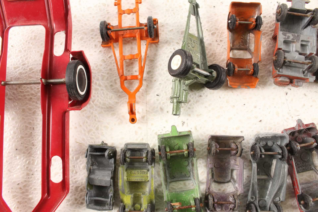 21 Vintage Tootsietoy Midgetoy Toy Cars Trucks Planes Military