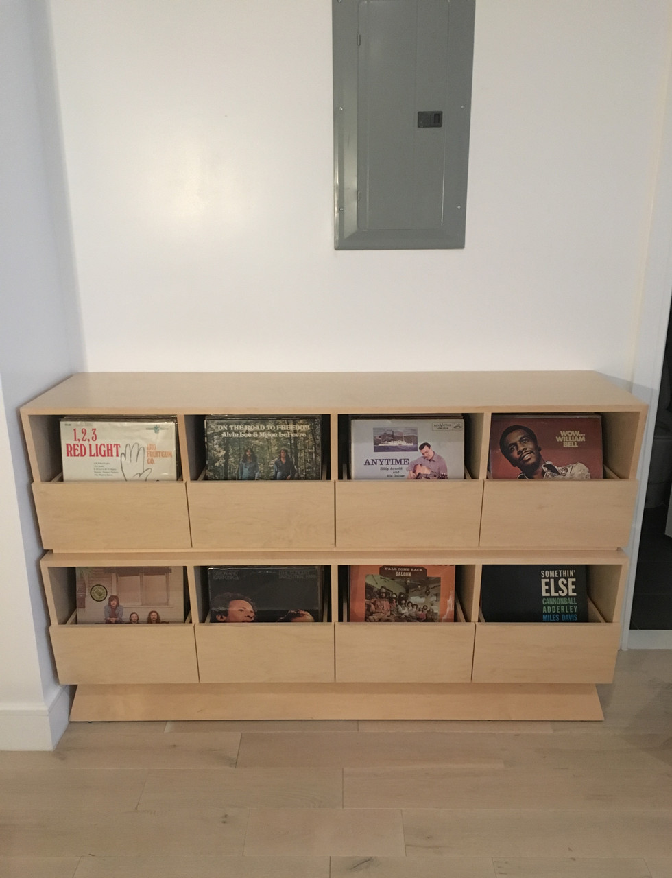How many Vinyl Records can I fit in my Shelf Space