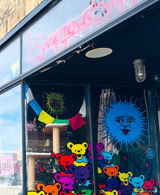 33 Years of Shakedown Street: A Belated but Grateful Celebration