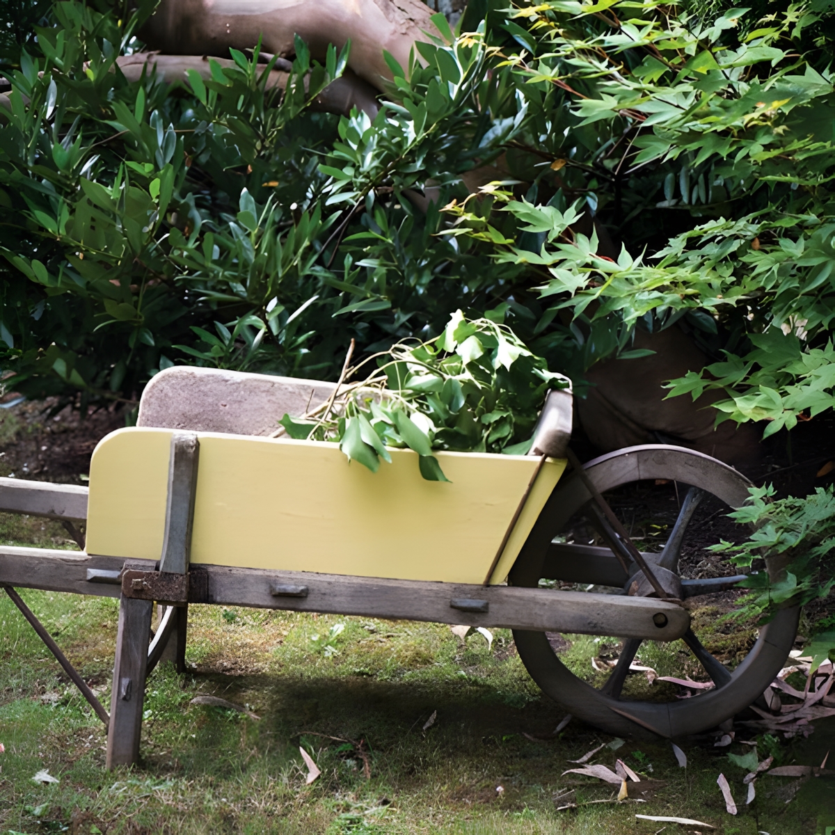 Peinture  Estate Eggshell - Satin - 233 DAYROOM YELLOW - 0,75L