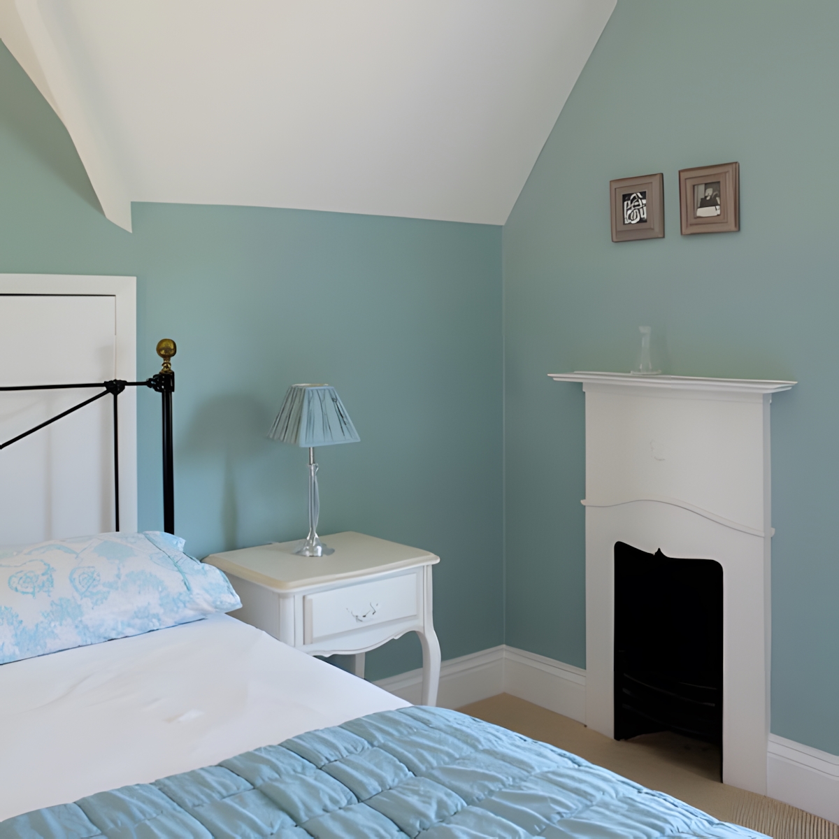 Peinture Modern Eggshell  -  Semi-brillant - Couleur 84 GREEN BLUE -  0,75L