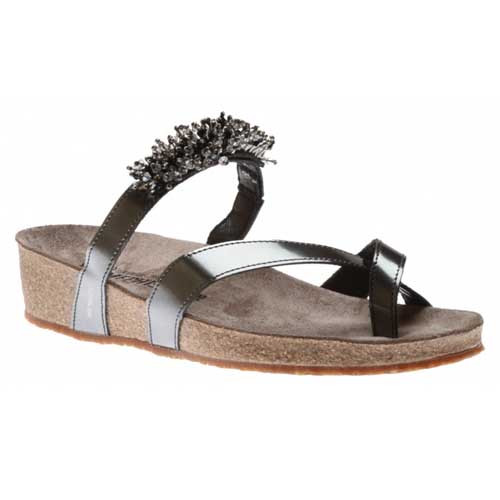 Mephisto Ingrid Toe Thong Sandal features pearl appliqués for a truly elegant look.
This sandal protects your feet, joints and vertebrae, while maintaining proper hygiene.
Available in Grey