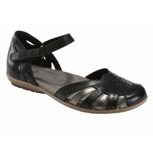 CAMELLIA CAHOON has reinforced arch support for all-day comfort.
Available in Black