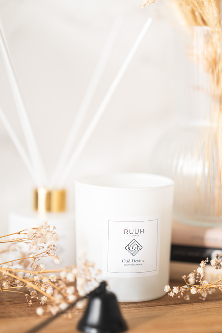 Oud Devine Scented Candle
