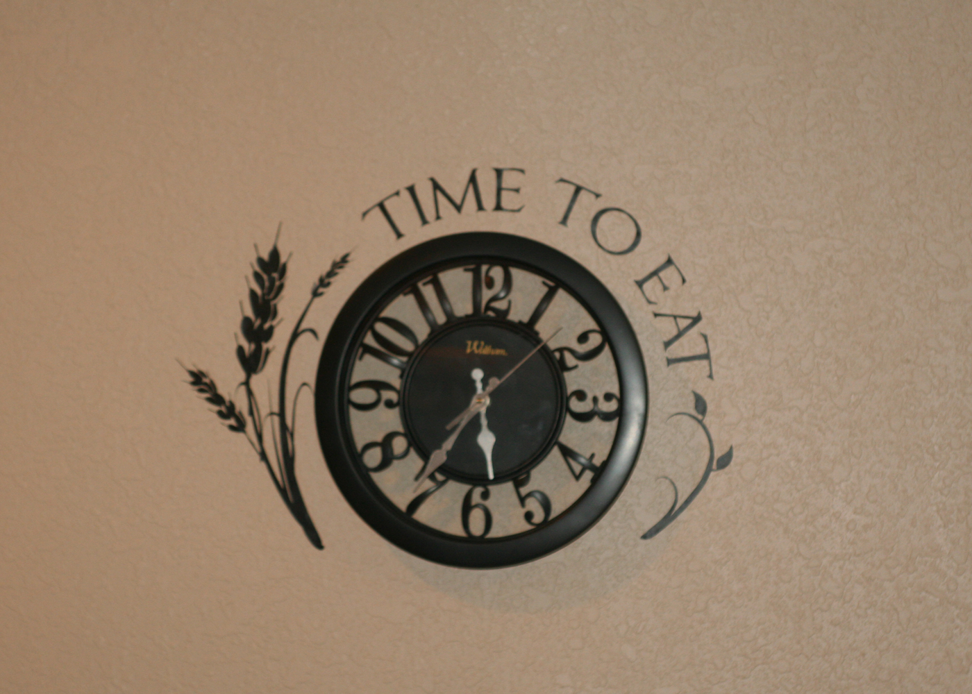 clock-wall-art-decal-time-to-eat-custom.jpg