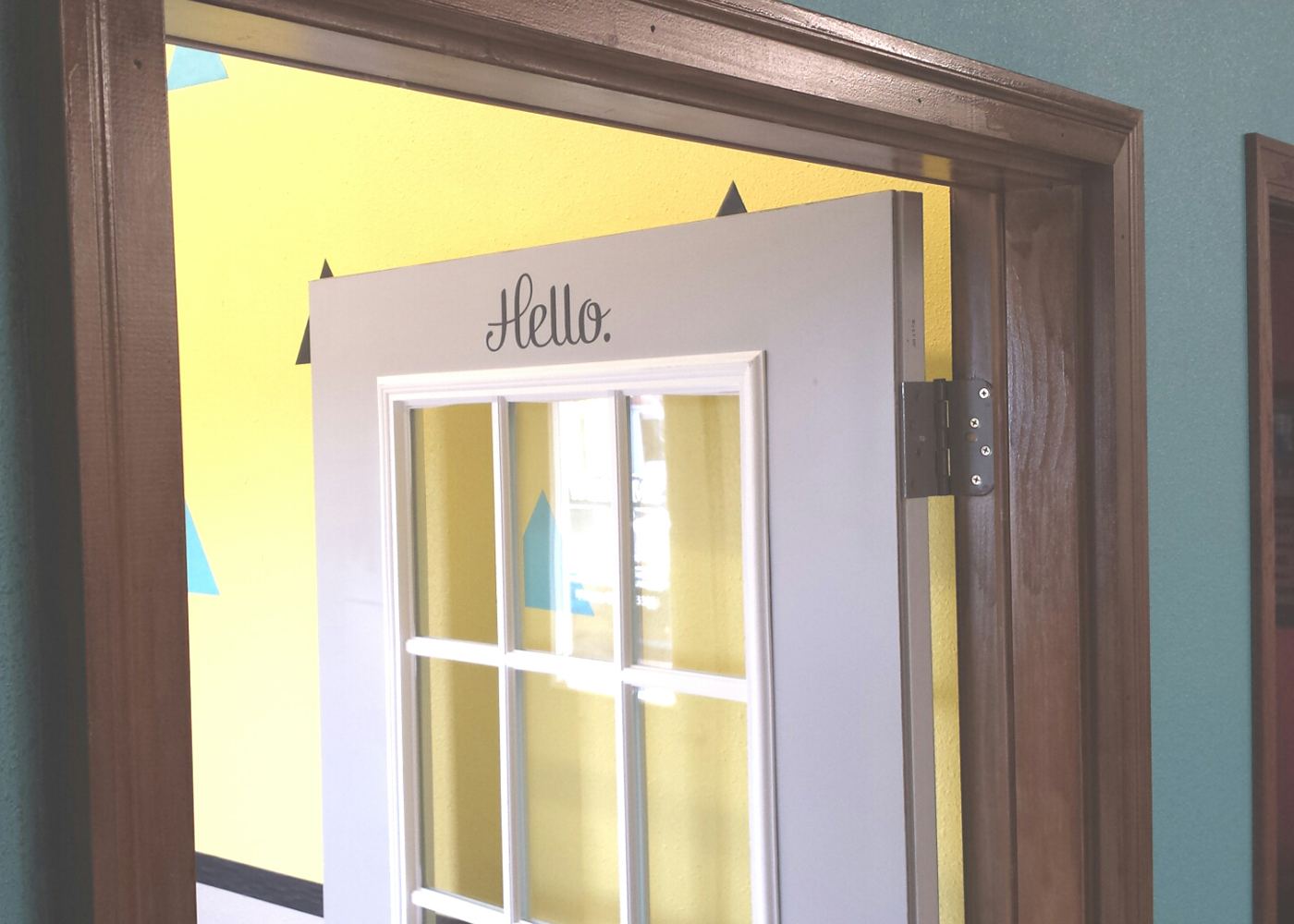 da023-h-i-hello-goodbye-entryway-wall-decal-quote.jpg