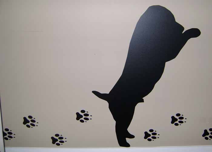 dog-vinyl-wall-decal-stickers-on-wall-with-pawsextension-pg.jpg