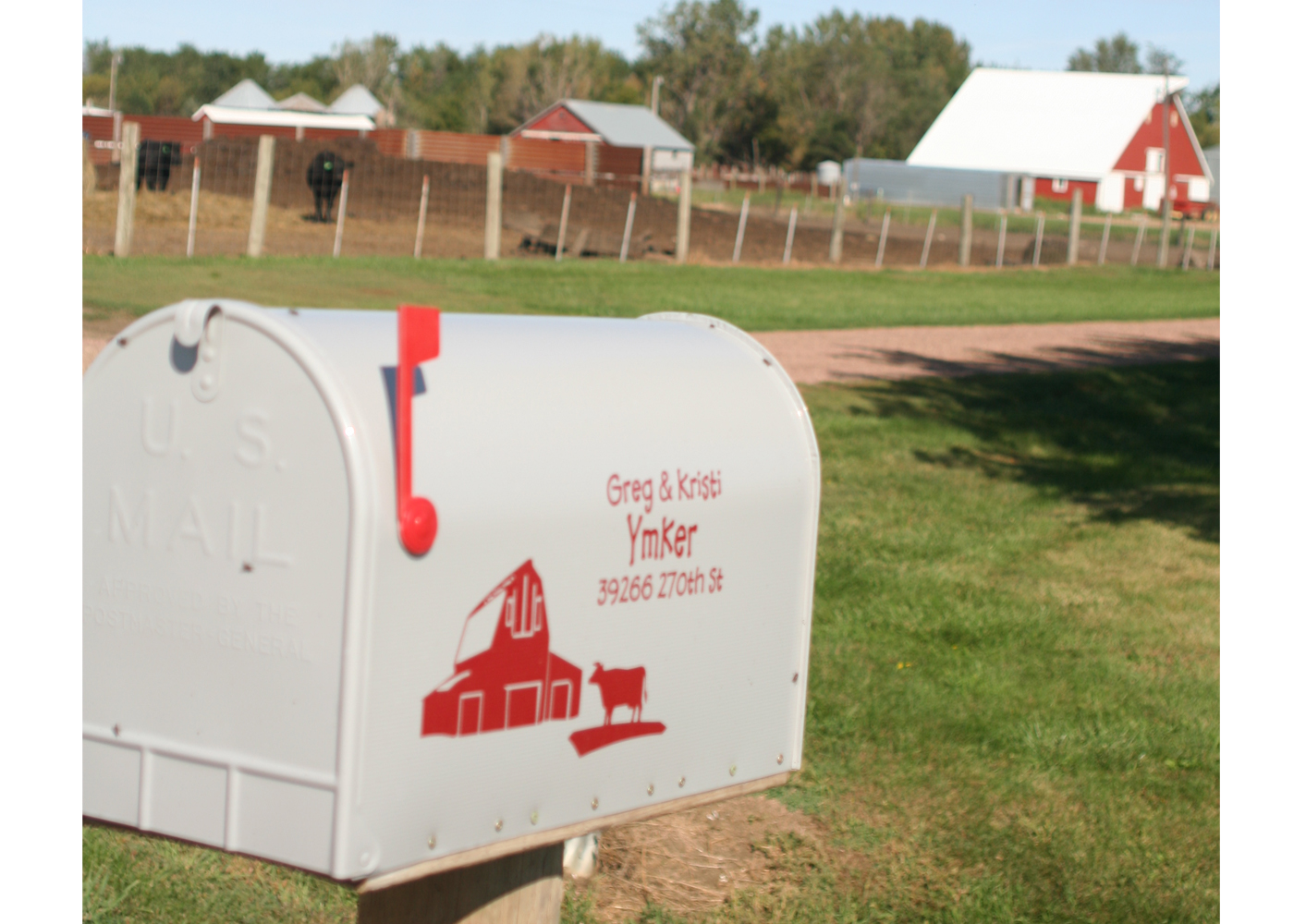 farm-scene-with-address-vinyl-decal-on-white-mailbox.jpg