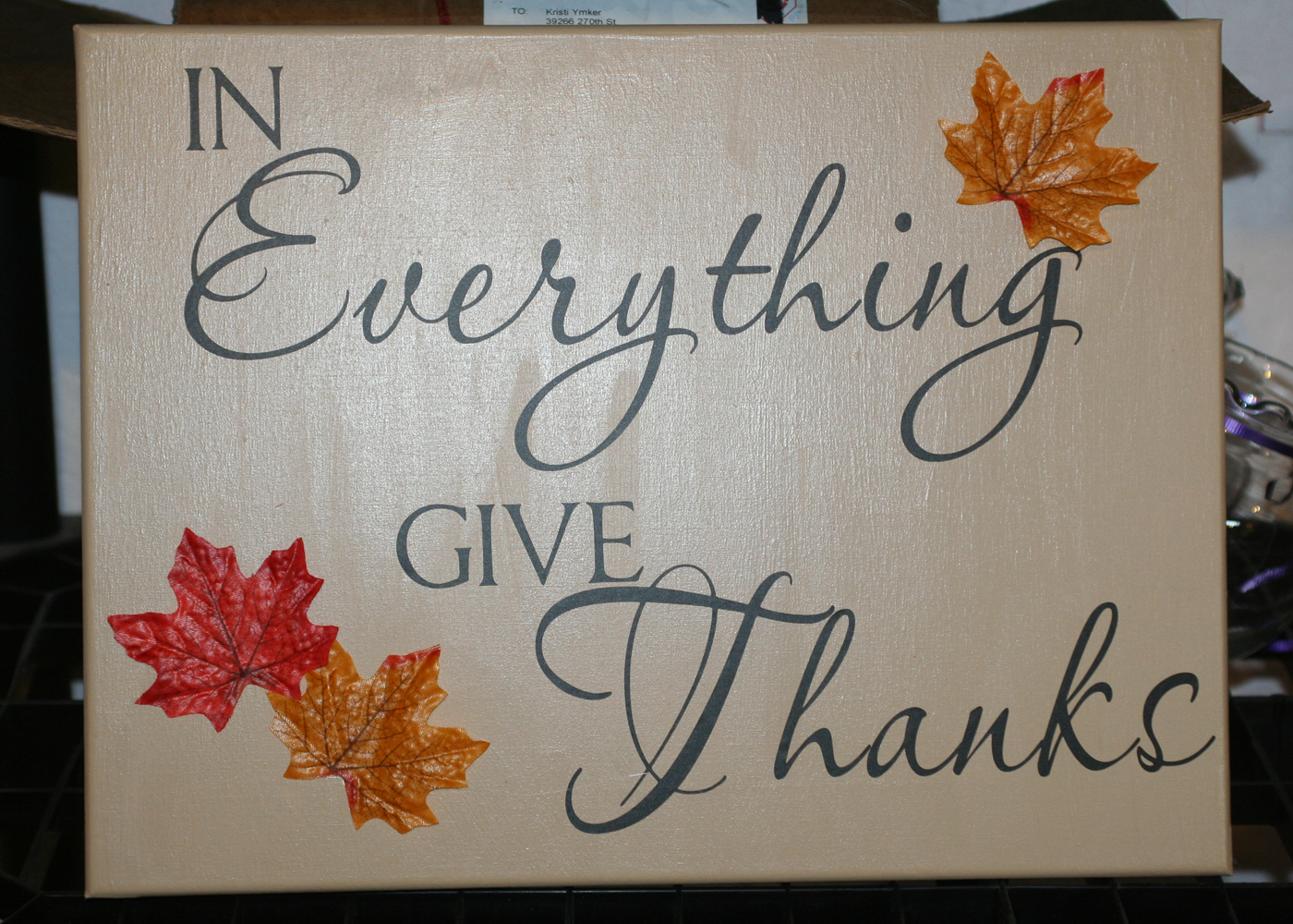 in-everything-give-thanks-kitchen-wall-decor-quote.jpg