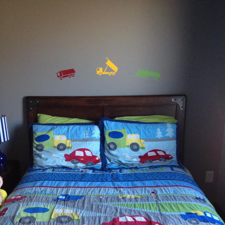 trucks-in-boys-bedroom-wall-sticker-cropped.jpg