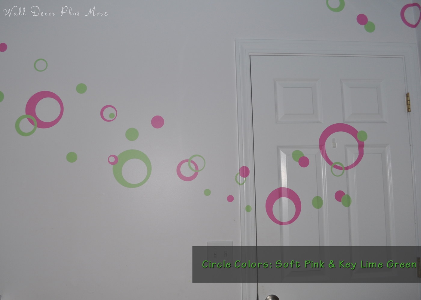 wall-decal-sticker-rings-circles-dots-in-girls-room-pink-green-2.jpg