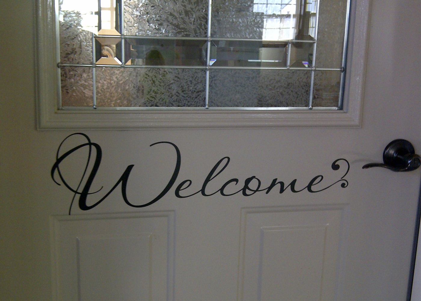 welcome-front-door-vinyl-sticker-wdpm.jpg