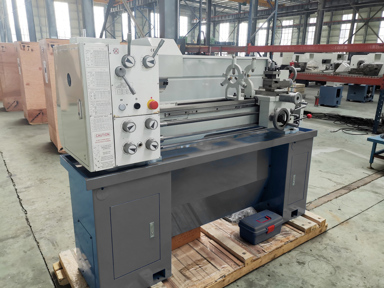 EMG TurnSYNC RS-112 Gap Bed Metal Precision Gear Turning Lathe with Gear Head | 320x750mm Image 2