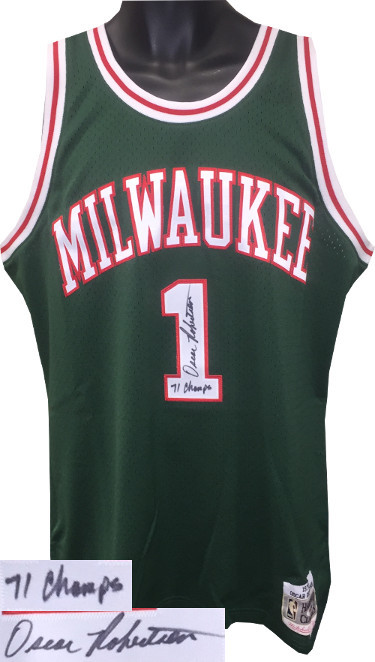 Oscar Robertson Autographed Jersey Milwaukee Bucks Mitchell Ness Authentic Hardwood Classics Green Jersey 71 Champs