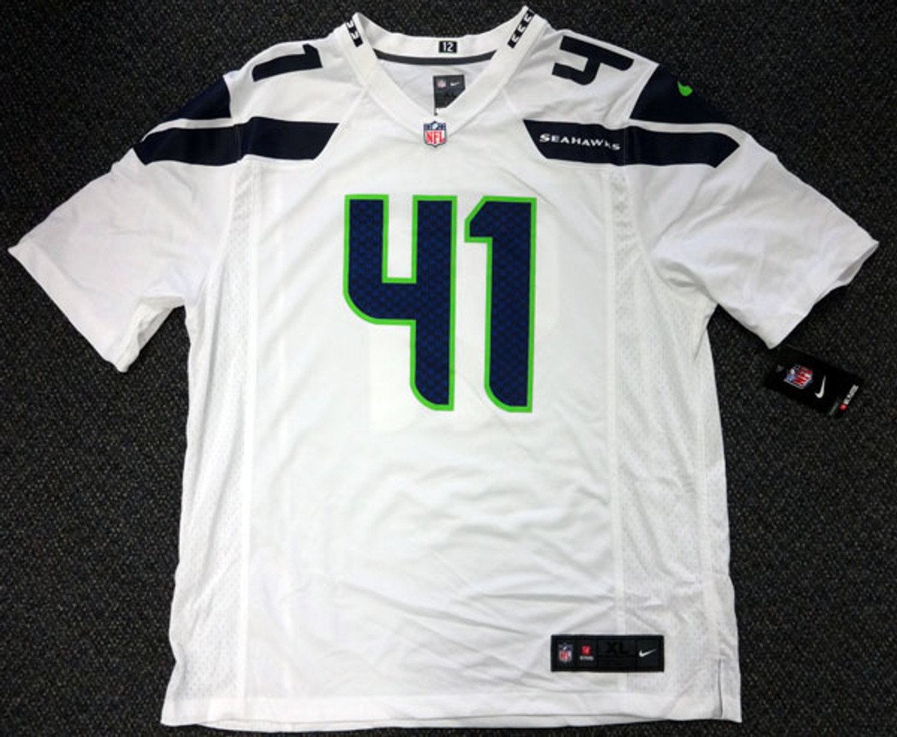 Seattle Seahawks Russell Wilson Autographed White Nike Jersey Size