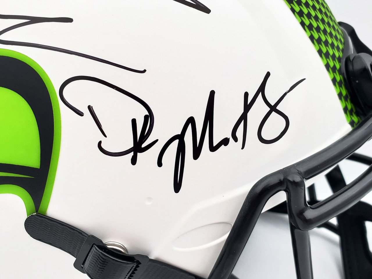 Dk Metcalf Seattle Seahawks Autographed Riddell Lunar Eclipse Alternate Speed Authentic Helmet