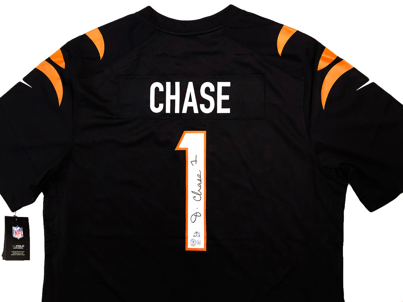 Cincinnati Bengals Ja'Marr Chase Autographed Black Nike Jersey Size XXL  With Super Bowl LVI Patch Beckett BAS QR Stock #205631