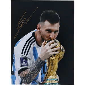 Lionel Messi Argentina National Team Autographed Authentic 12 x 16 2022 FIFA World Cup Final Trophy Photograph