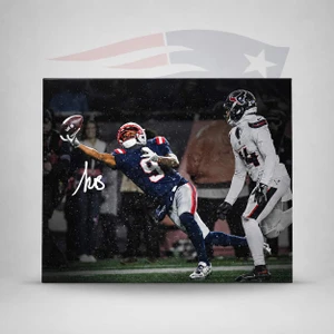 Kayshon Boutte New England Patriots Autographed  Authentic 8" x 10" 2025 AFC Divisional Round One-Handed Touchdown Catch Spotlight Photograph