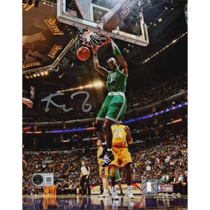 Kevin Garnett Signed 8x10 Boston Celtics Dunk Photo (Certificate of Authenticity)
