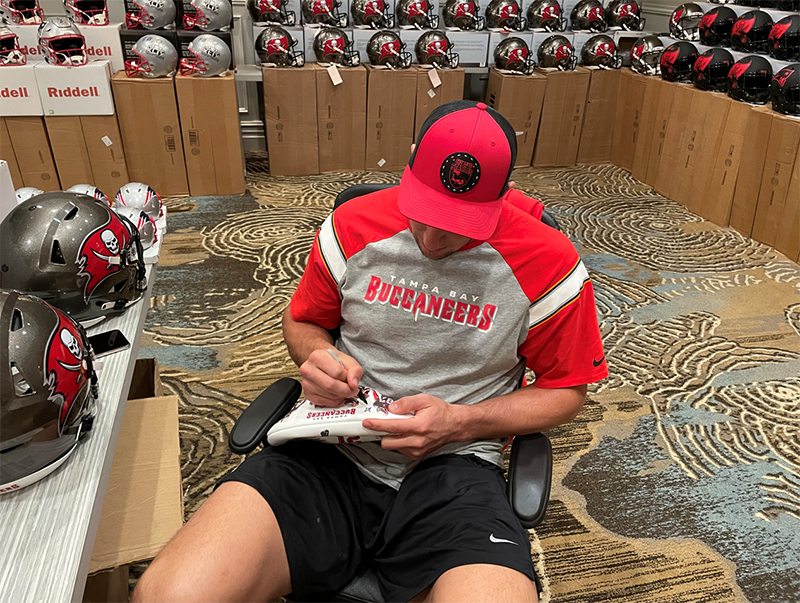 gronksigning2020.png gronksigning2020.png