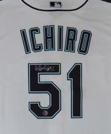 ICHIRO SUZUKI Signed New York Yankees Majestic Home Jersey 