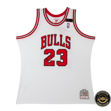 Shop Michael Jordan Autographed & Embroidered Chicago Bulls 1997-98 Red  With NBA Finals Patch Authentic Mitchell & Ness Jersey