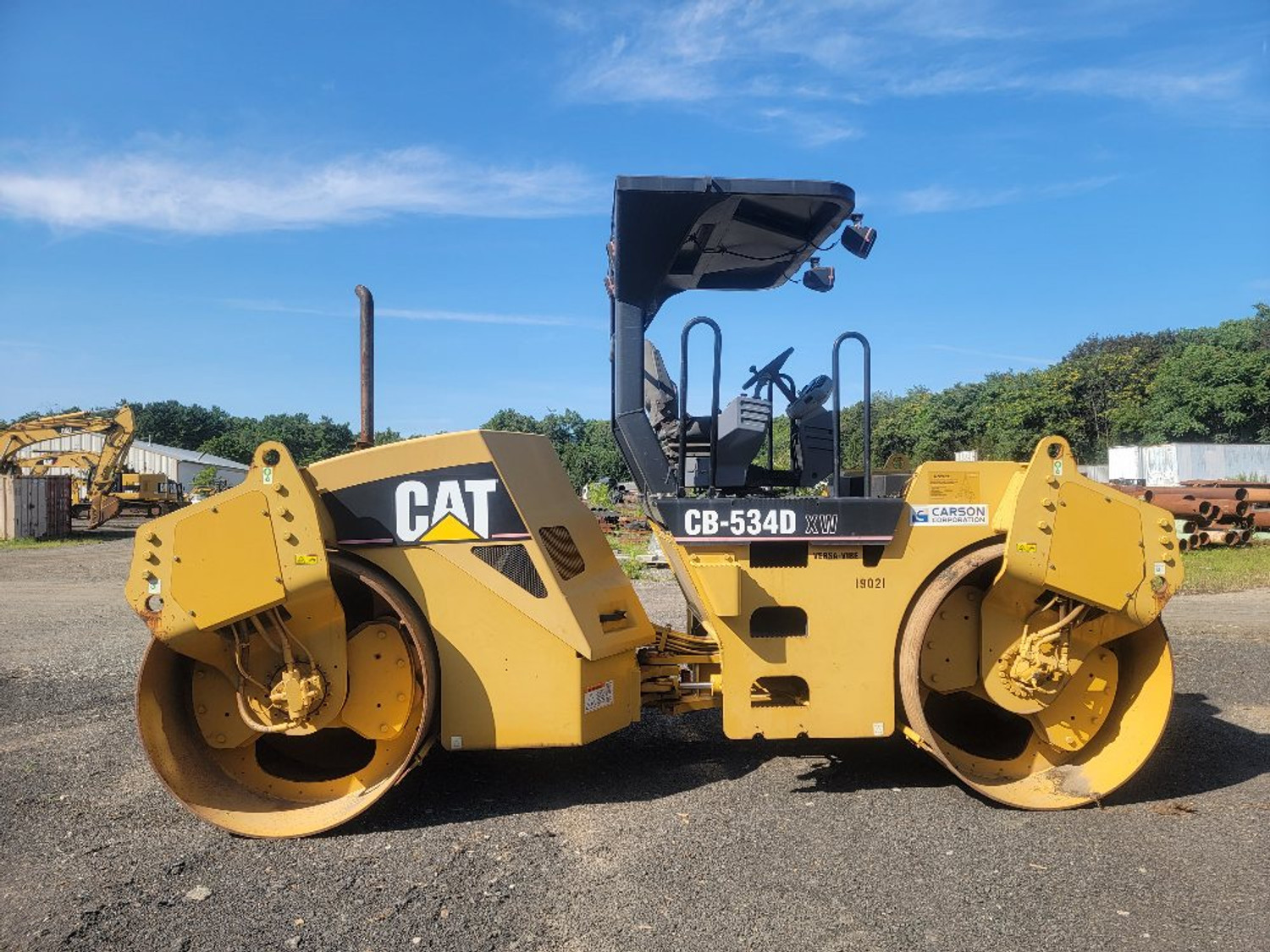 Cat CB-534D XW 振動アスファルトコンパクタ DM85132 CATERPILLAR - Cat CB-534D XW 振動アスファルトコンパクタ