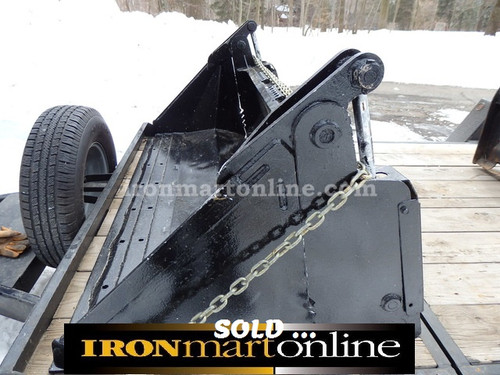  4-in-1 Skid Steer Bucket, in very good condition.
