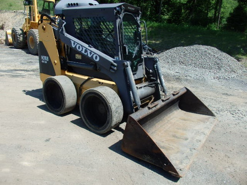 2009 Volvo MC90B High Flow Skid Steer