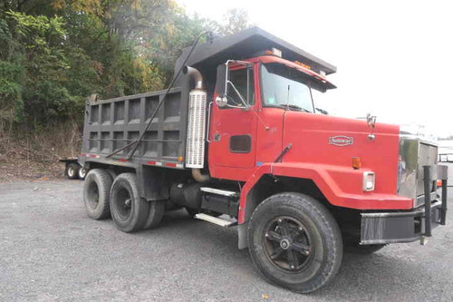 1988 Autocar ACM Tandem Axle Dump Truck