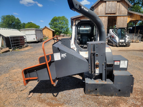 SKID STEER CHIPPER ATTACHMENT SKID STEER CHIPPER ATTACHMENT