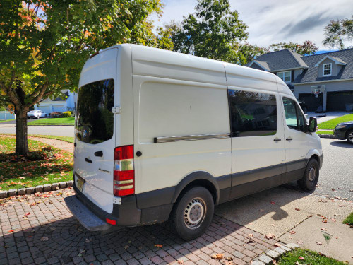 mercedes motocross 5 passenger van