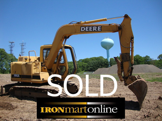 John Deere 190E Excavator used for sale