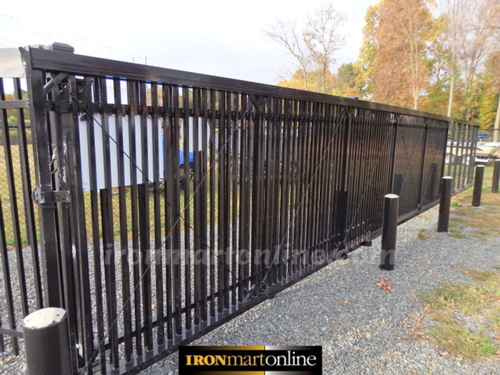 Used Jerith 37 Foot Single Roller Gate for Sale Used Jerith 37 Foot Single Roller Gate for Sale