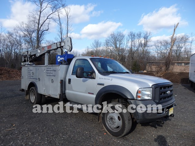 2006 Ford F-550 Utility Service Truck w Crane