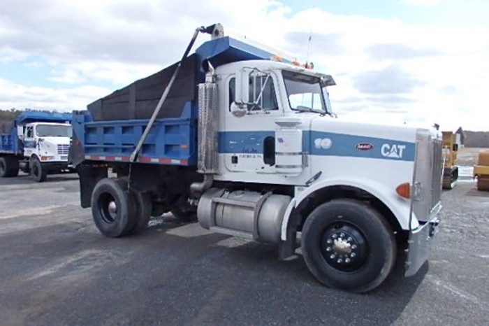 1993 Peterbilt 378 single axle dump truck 1993 Peterbilt 378 single axle dump truck