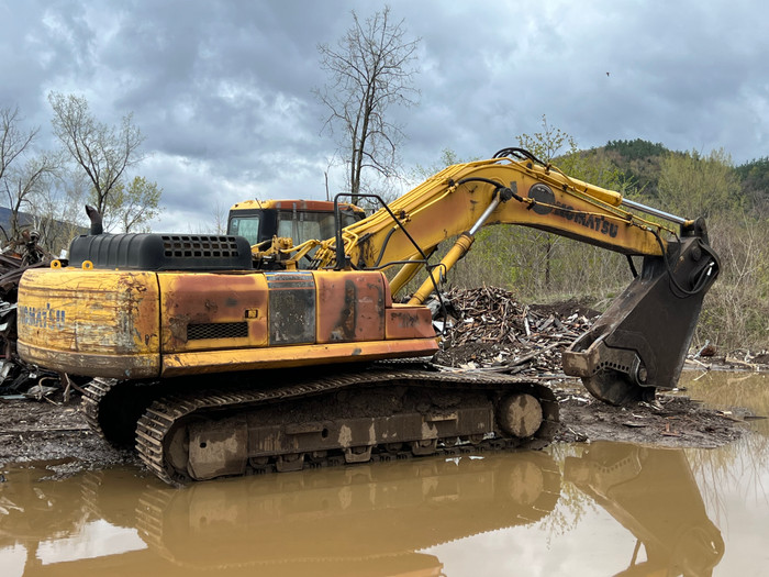 KOMATSU PC300 GENESIS SHEAR