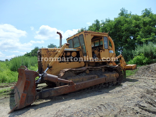 1975 IH Dresser TD25C Dozer used for sale