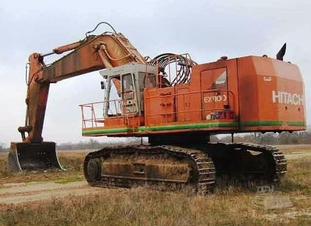 Hitachi EX1100 Excavator