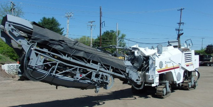 Asphalt Milling Machine Buying Guide: What to Look For to Find The Perfect Match