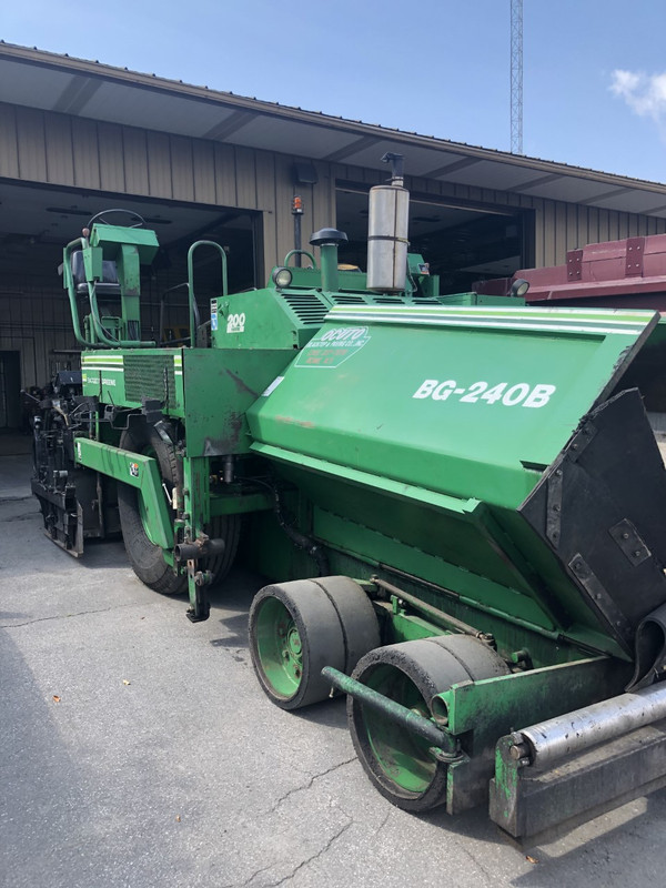 Best Used Equipment for Asphalt Paving Companies: How to Find Yours?