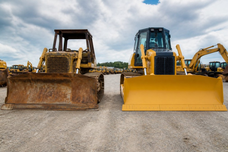 Used Heavy Equipment vs New Equipment Pros and Cons
