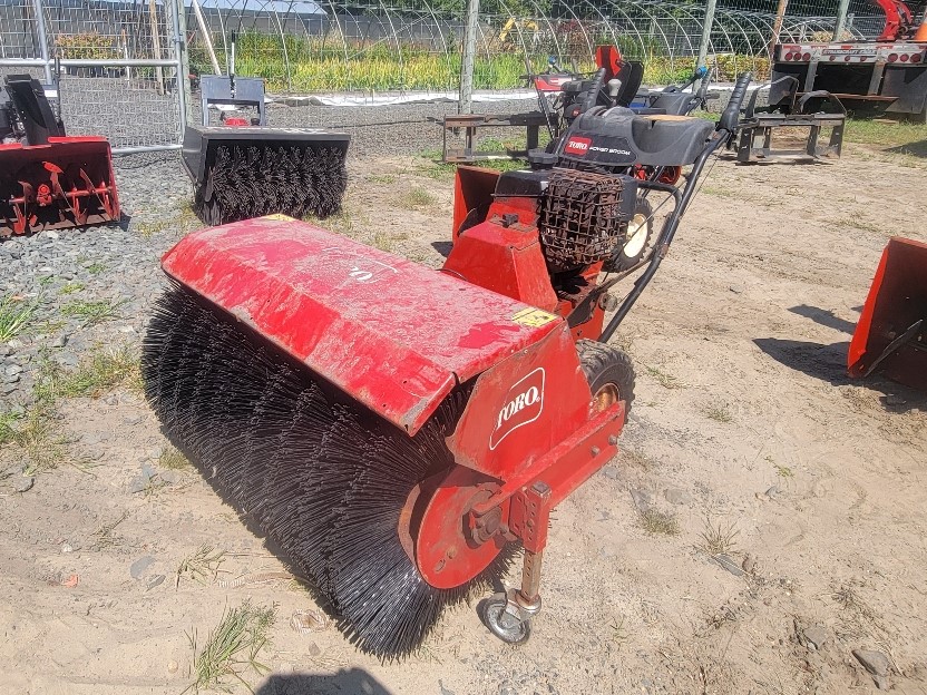 TORO 38700 Walk Behind Sweeper